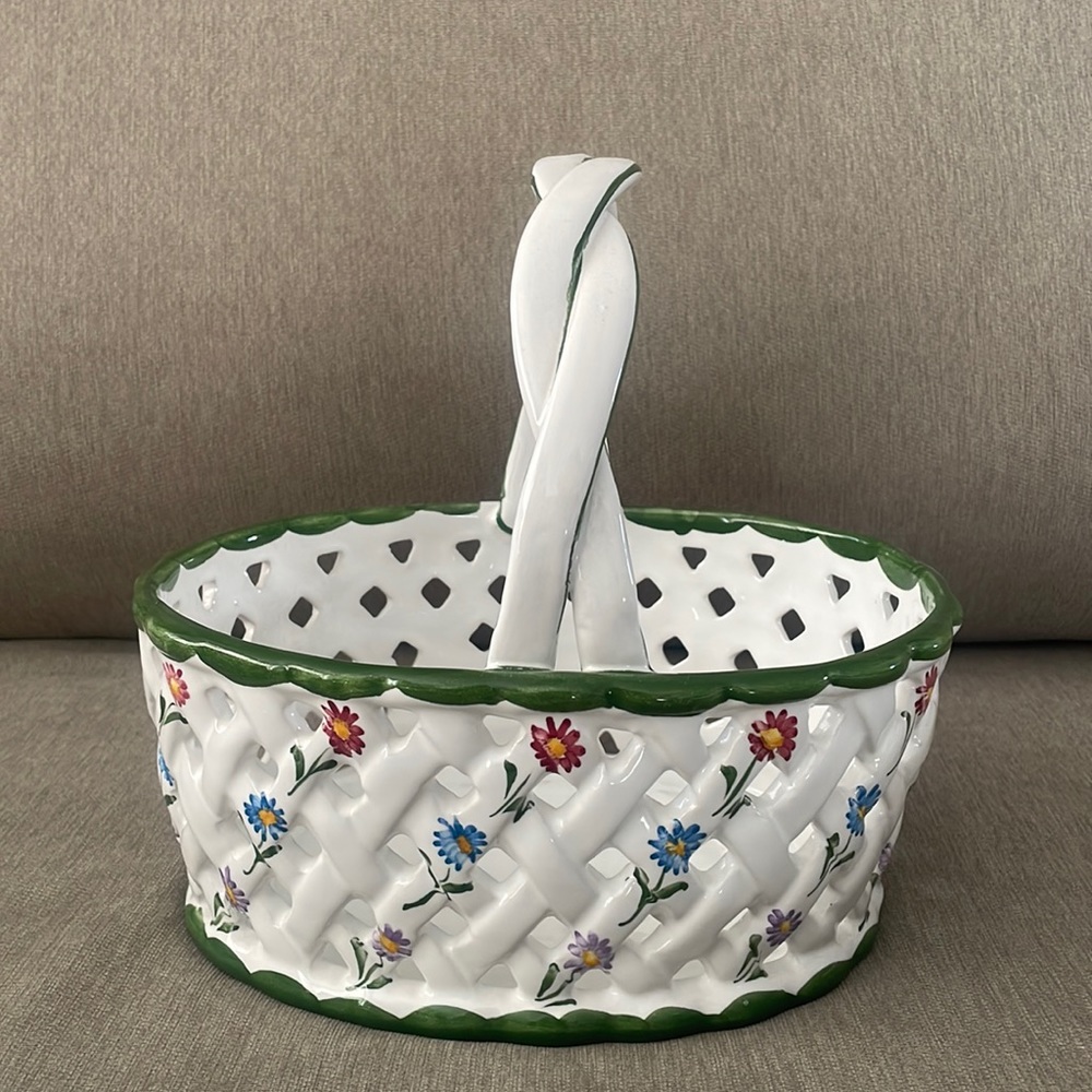 Luxury ceramic basket hand painted